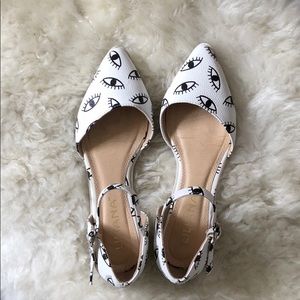 Black & White Eye Flats